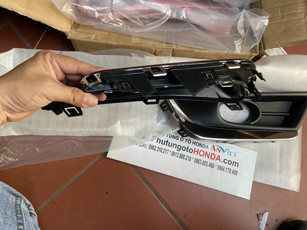 Ốp đèn sương mù xe Honda CRV 2018-2020 hàng xịn hãng